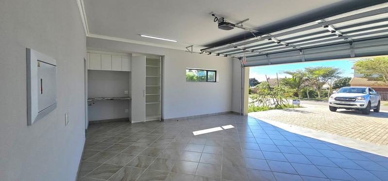 To Let 3 Bedroom Property for Rent in Hartenbos Heuwels Western Cape